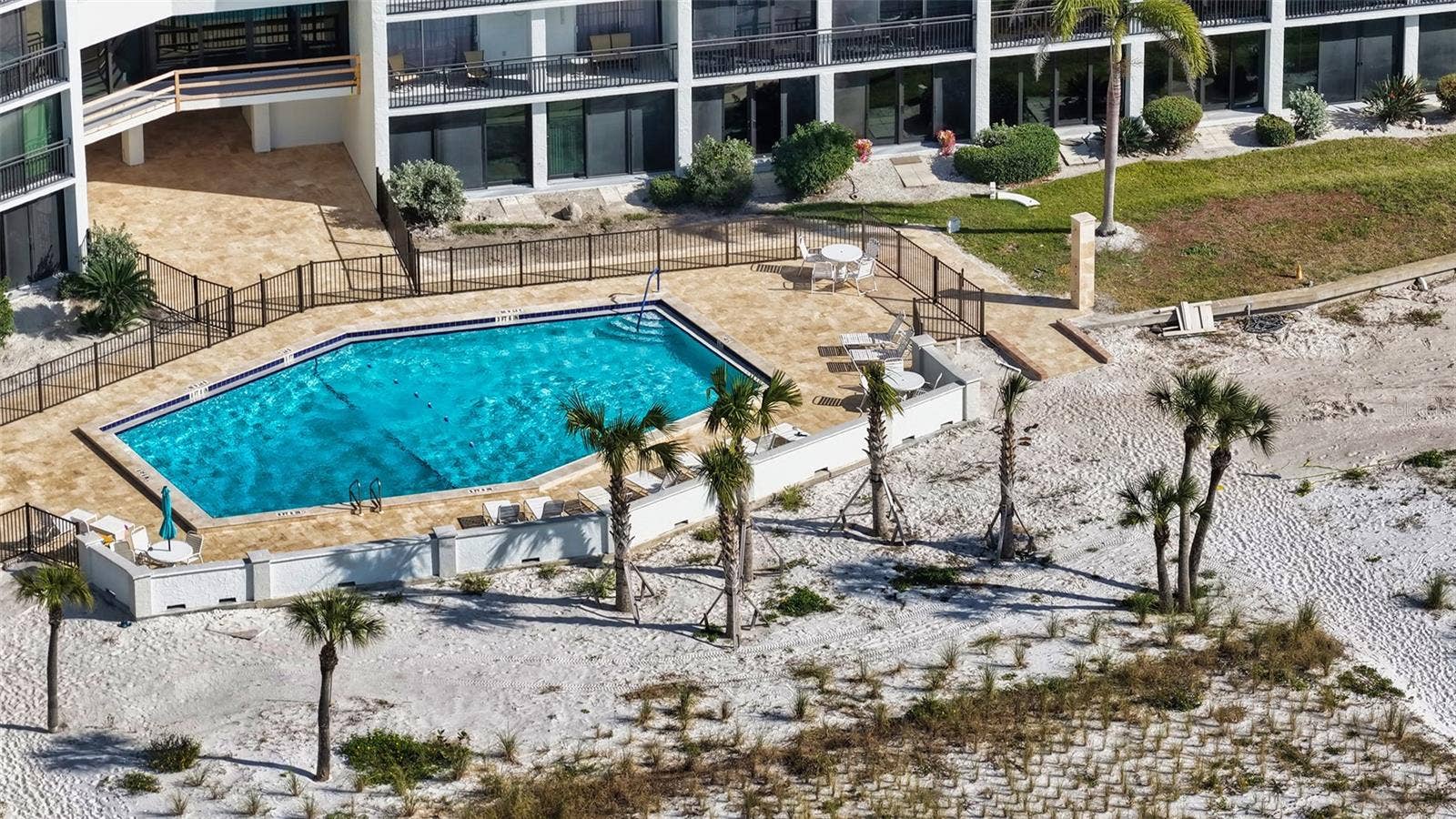 120 WHISPERING SANDS DRIVE, #V20, Sarasota, FL 34242 120 WHISPERING SANDS DRIVE, #V20, Sarasota, FL 34242