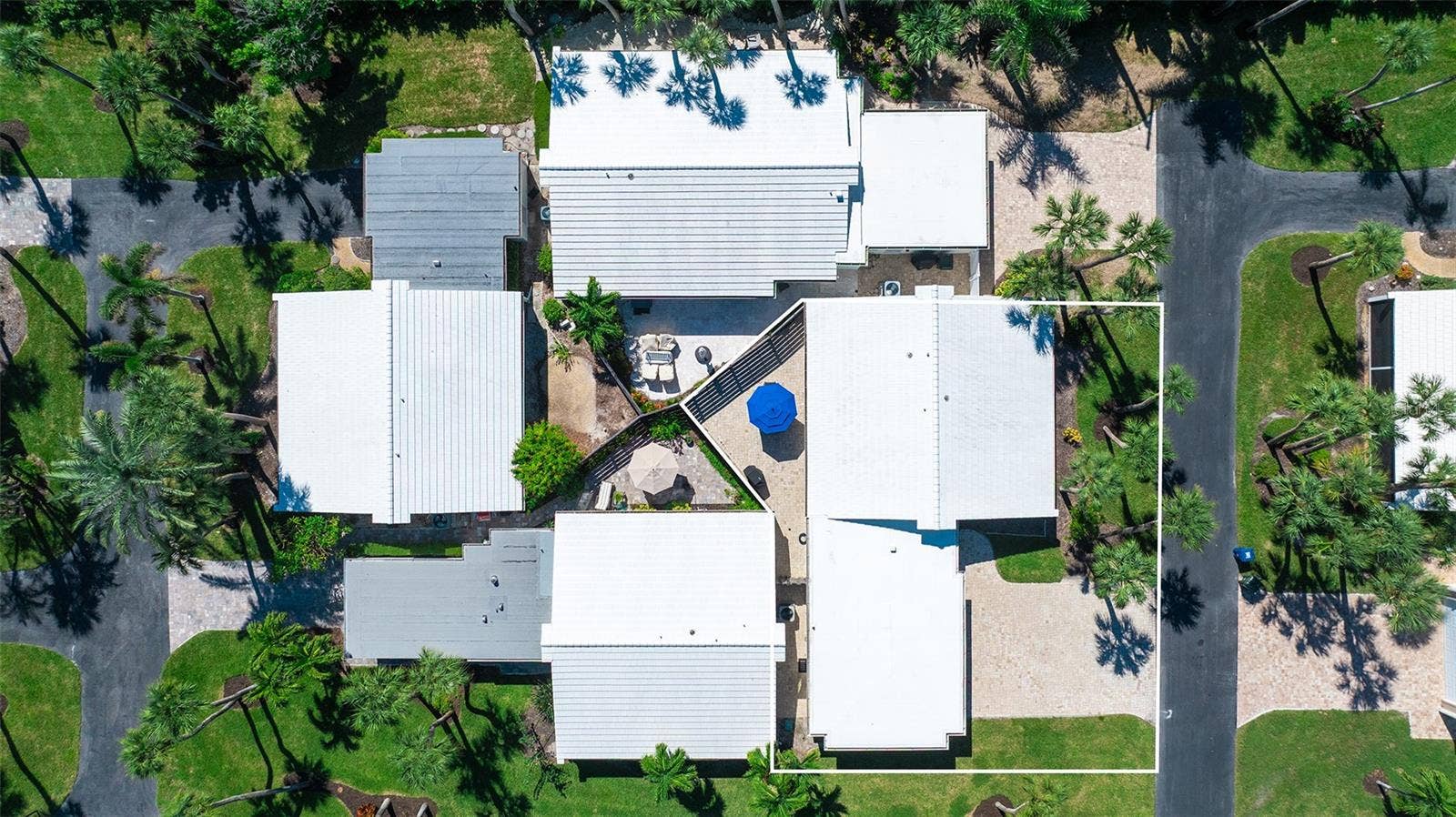 120 WHISPERING SANDS DRIVE, #V20, Sarasota, FL 34242 120 WHISPERING SANDS DRIVE, #V20, Sarasota, FL 34242