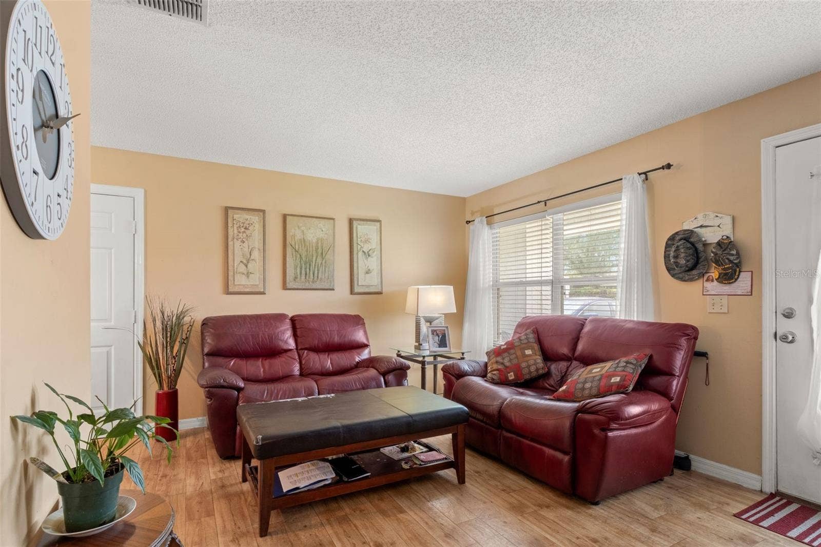 31 RUTH DRIVE, Palm Coast, FL 32164 31 RUTH DRIVE, Palm Coast, FL 32164