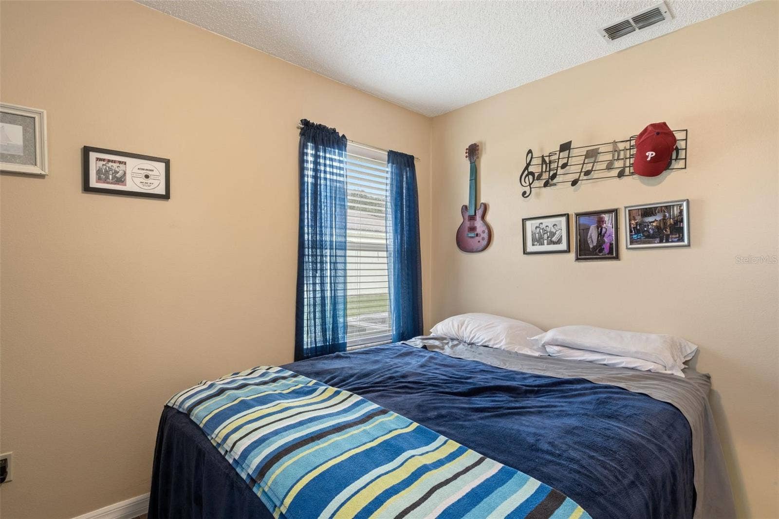 31 RUTH DRIVE, Palm Coast, FL 32164 31 RUTH DRIVE, Palm Coast, FL 32164
