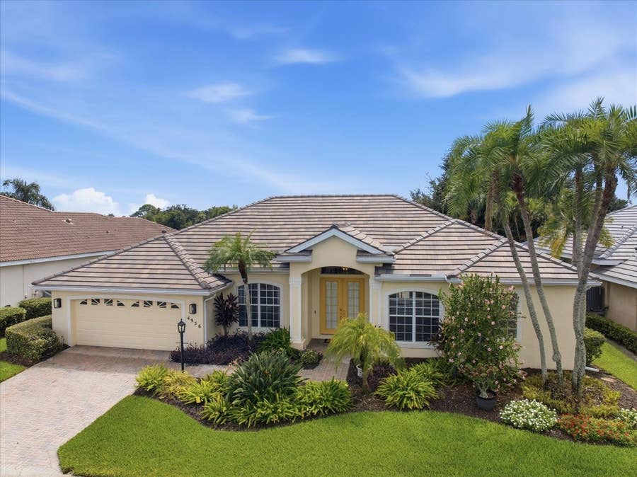 Property photo for 4956 BRIDGEHAMPTON BOULEVARD, Sarasota, FL