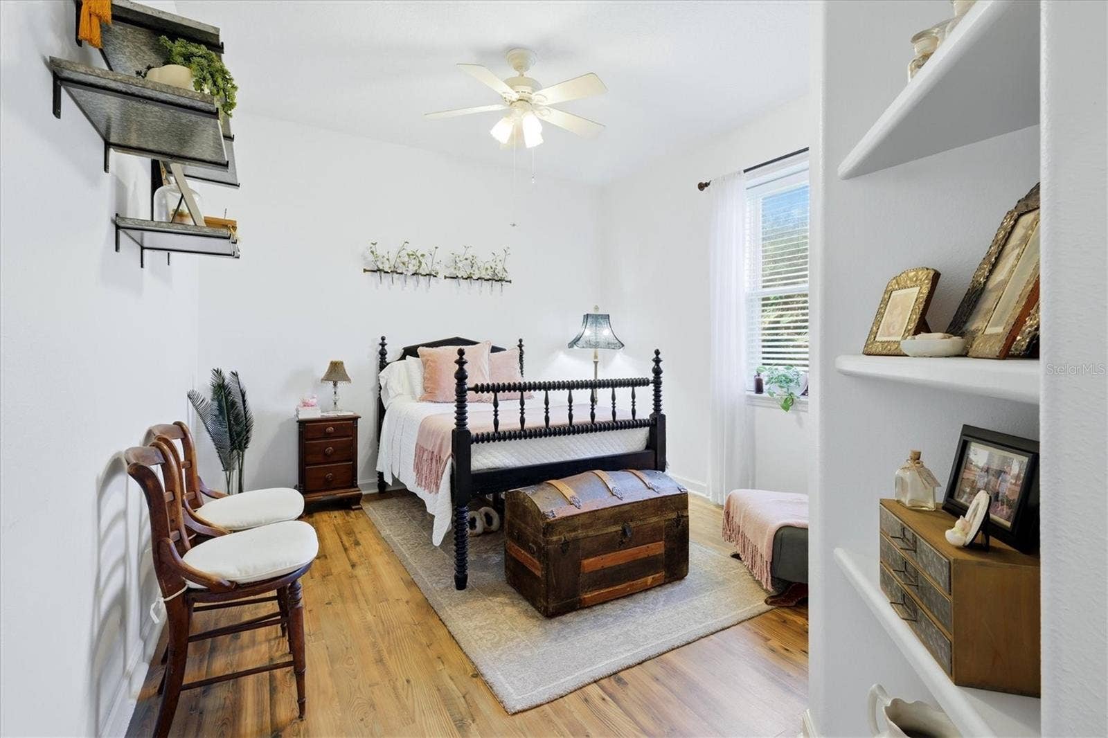 1753 KINGSDOWN DRIVE, Sarasota, FL 34240