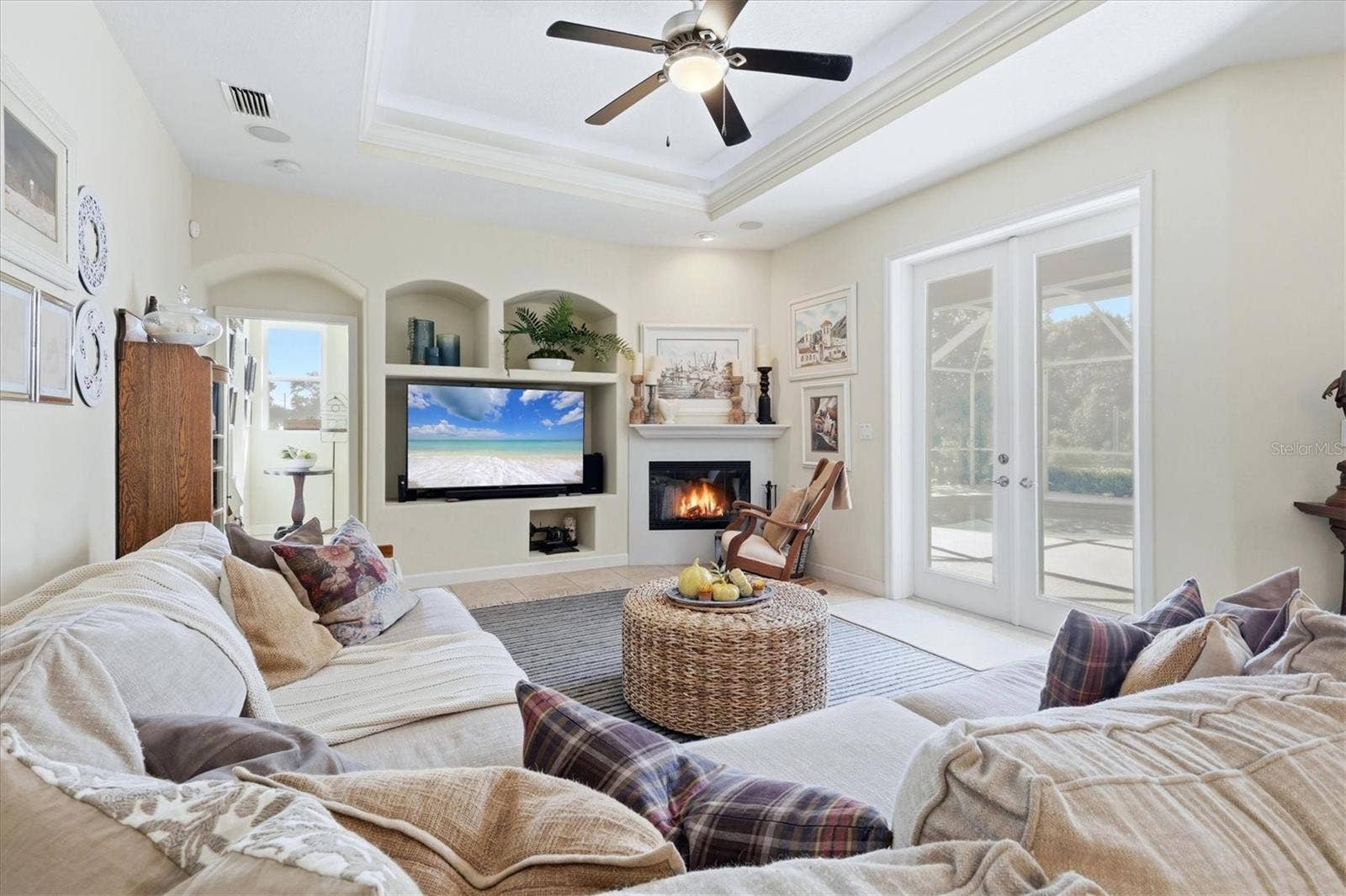 1753 KINGSDOWN DRIVE, Sarasota, FL 34240