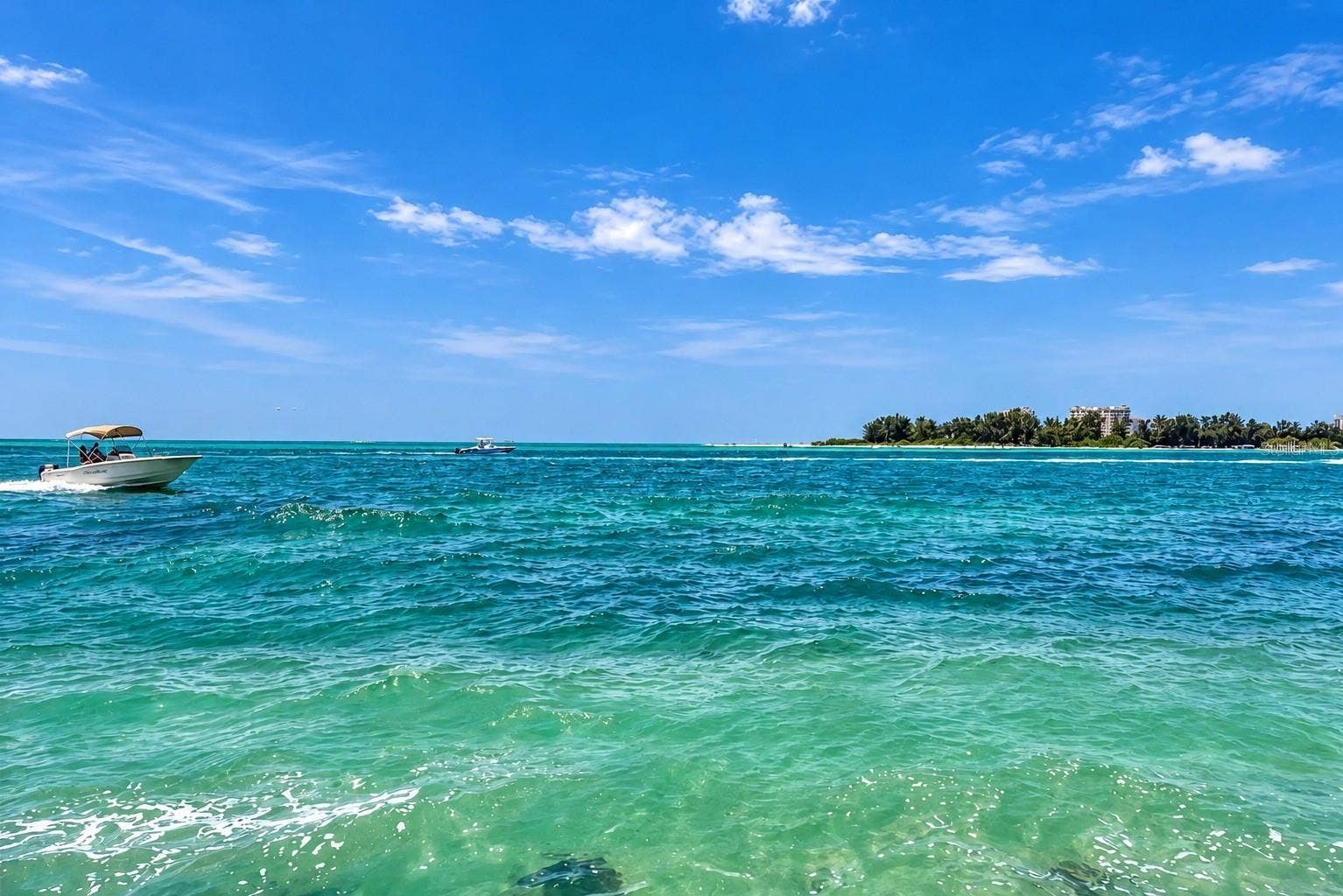 4050 HIGEL AVENUE, Sarasota, FL 34242