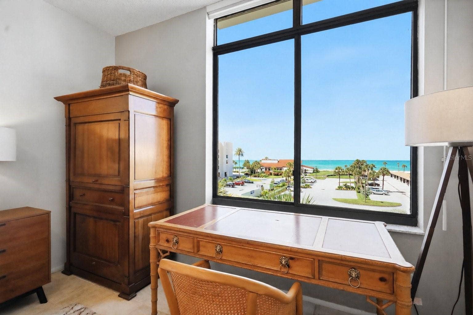 1955 GULF OF MEXICO DRIVE, #G6-407, Longboat Key, FL 34228 Primary Bedroom