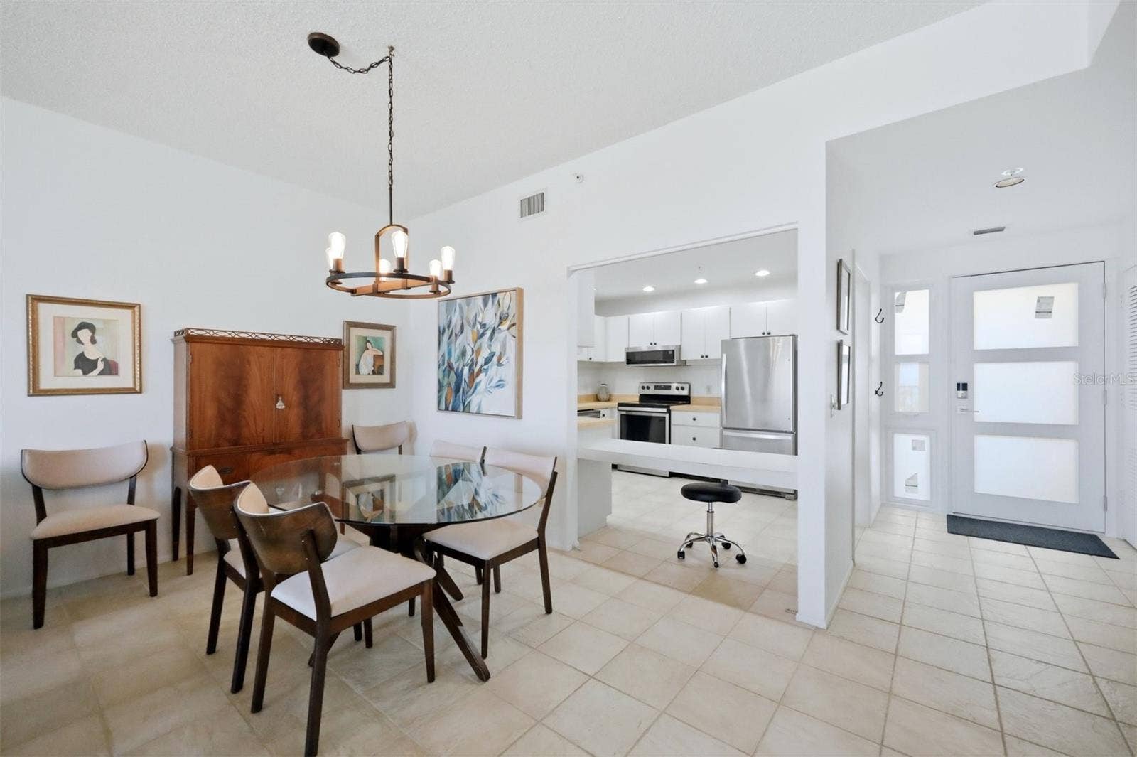 1955 GULF OF MEXICO DRIVE, #G6-407, Longboat Key, FL 34228 Dining Room