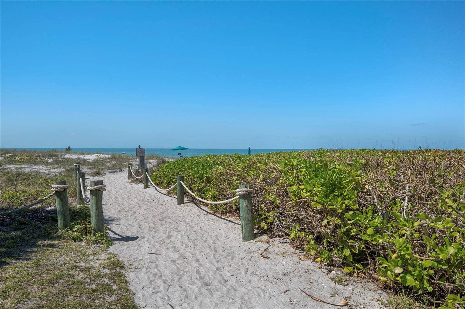 1955 GULF OF MEXICO DRIVE, #G6-407, Longboat Key, FL 34228 Entrance to beach at Seaplace