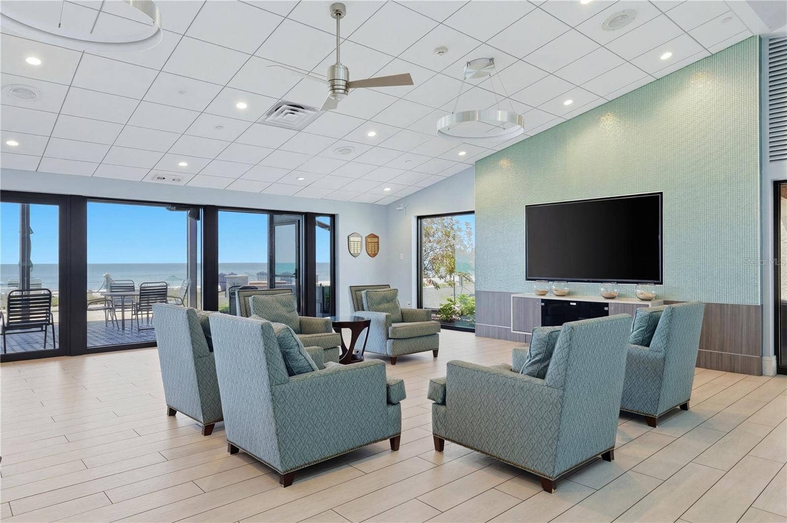 1955 GULF OF MEXICO DRIVE, #G6-407, Longboat Key, FL 34228 Community room