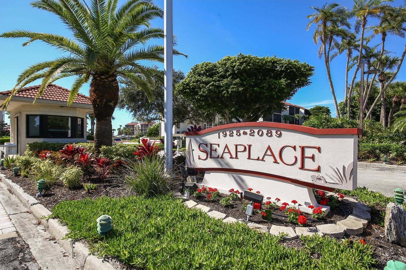 1955 GULF OF MEXICO DRIVE, #G6-407, Longboat Key, FL 34228 Guarded entry