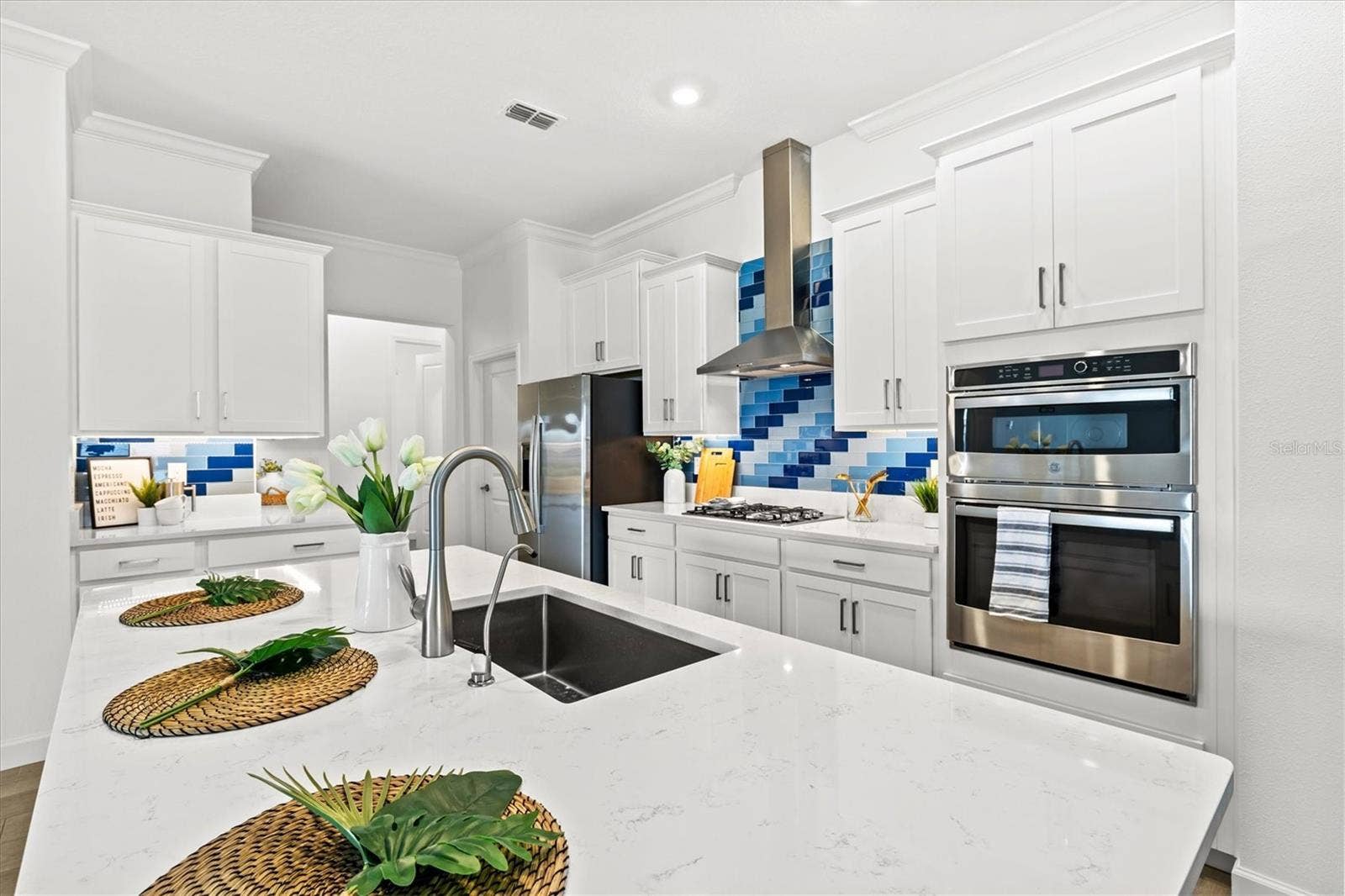 17216 SCUBA CREST STREET, Wimauma, FL 33598 17216 SCUBA CREST STREET, Wimauma, FL 33598
