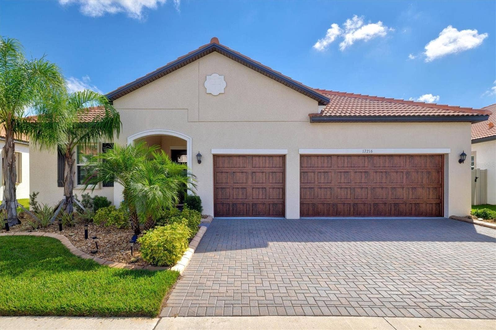 17216 SCUBA CREST STREET, Wimauma, FL 33598 17216 SCUBA CREST STREET, Wimauma, FL 33598