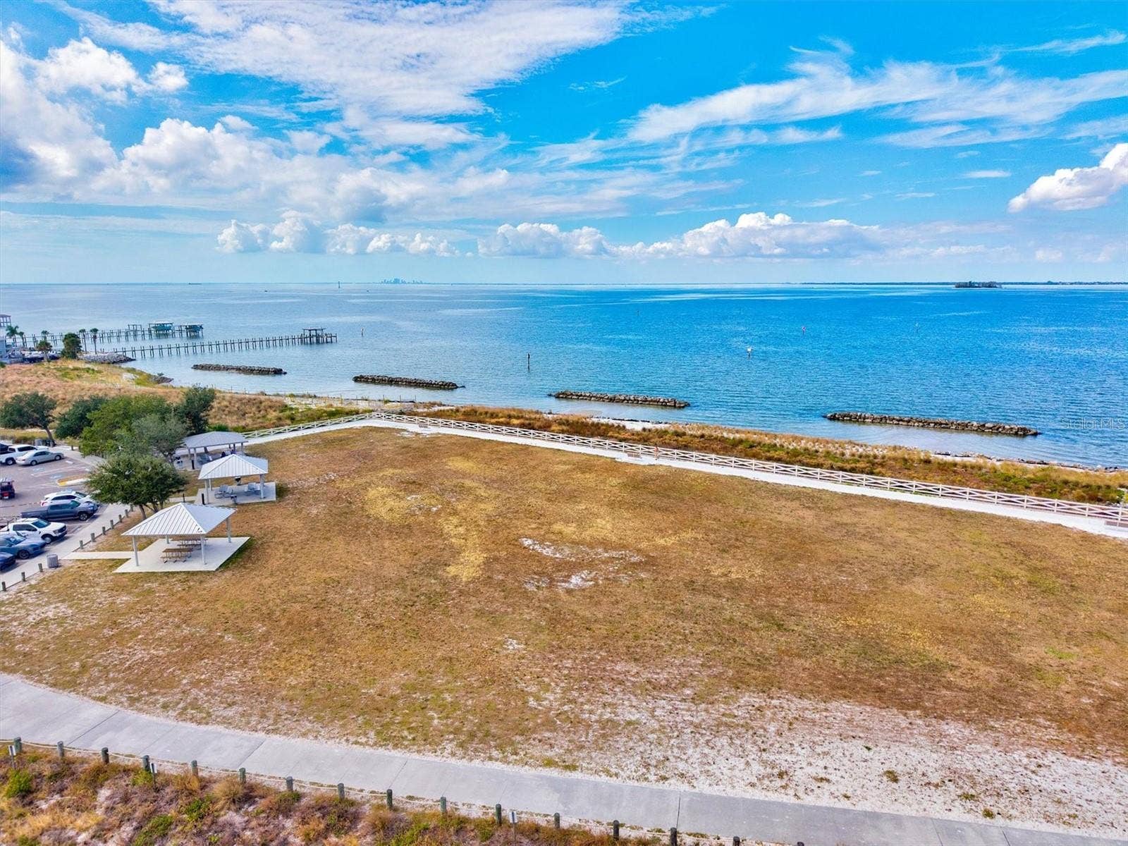 17216 SCUBA CREST STREET, Wimauma, FL 33598 17216 SCUBA CREST STREET, Wimauma, FL 33598