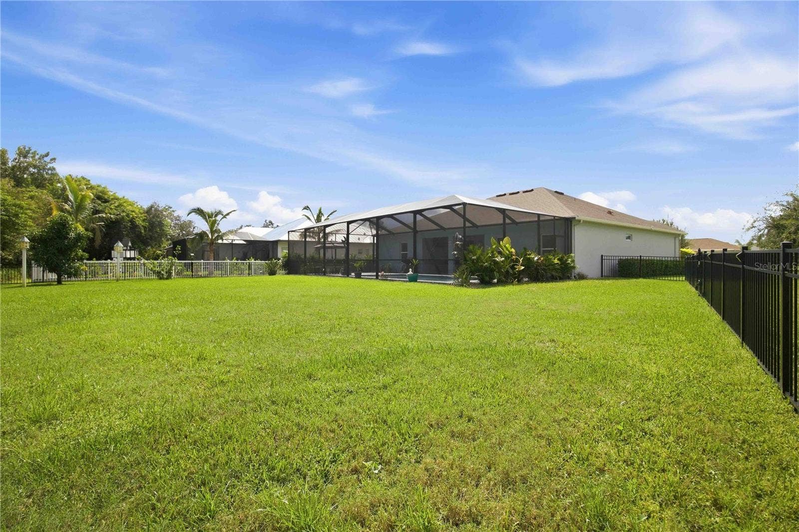 15502 31ST STREET E, Parrish, FL 34219 Private backyard retreat
