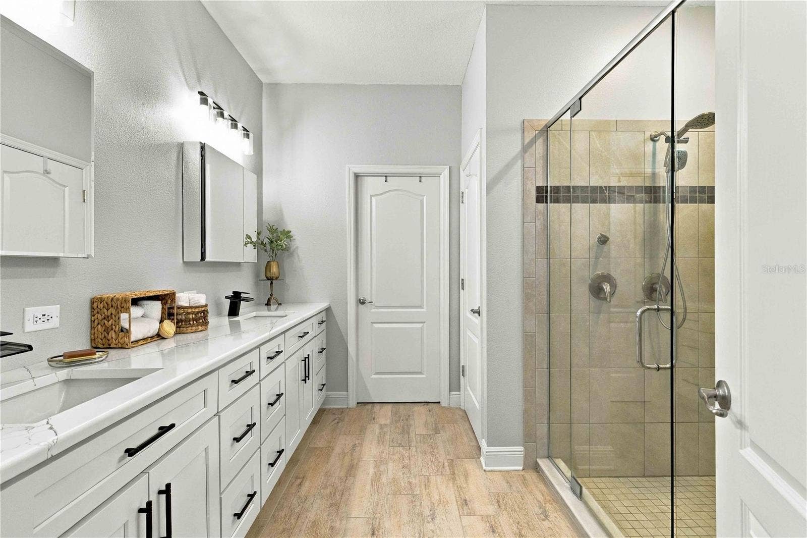 15502 31ST STREET E, Parrish, FL 34219 Updated owner's bathroom