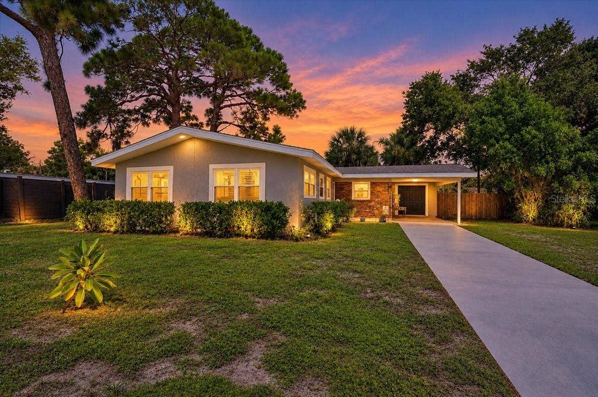 3103 BROWNING STREET, Sarasota, FL 34237 3103 BROWNING STREET, Sarasota, FL 34237