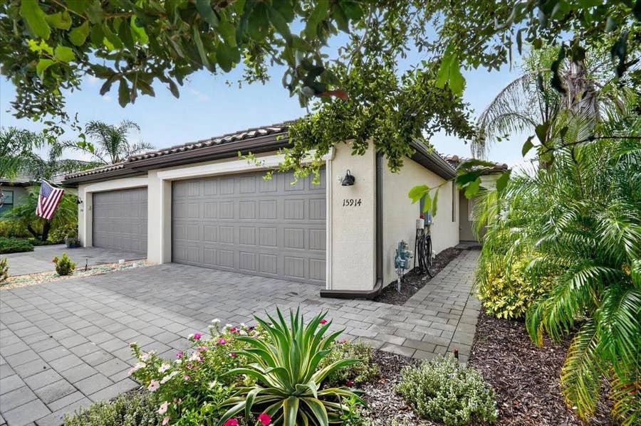 Property photo for 15914 CLEAR SKIES PLACE, Bradenton, FL
