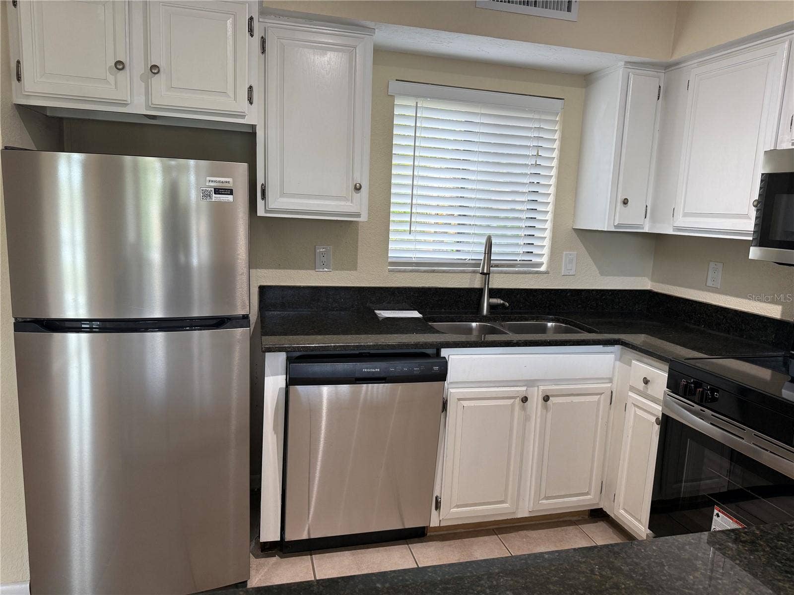 5697 ASHTON LAKE DRIVE, #6, Sarasota, FL 34231 5697 ASHTON LAKE DRIVE, #6, Sarasota, FL 34231