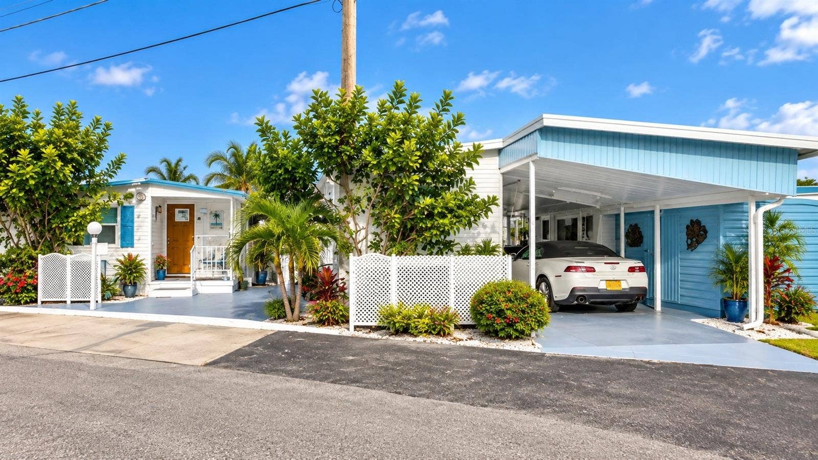 6925 W BAYOU LANE, Bradenton, FL 34207 6925 W BAYOU LANE, Bradenton, FL 34207