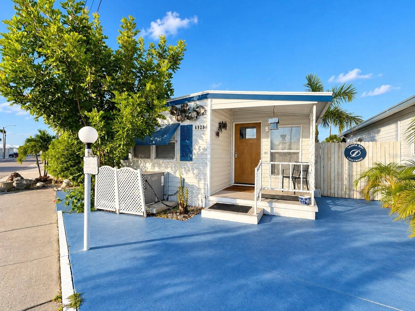 6925 W BAYOU LANE, Bradenton, FL 34207 6925 W BAYOU LANE, Bradenton, FL 34207