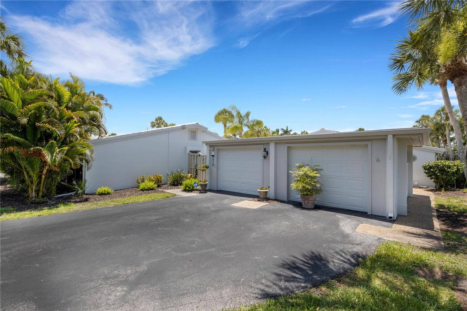 214 HOURGLASS WAY, #V-4, Sarasota, FL 34242 214 HOURGLASS WAY, #V-4, Sarasota, FL 34242