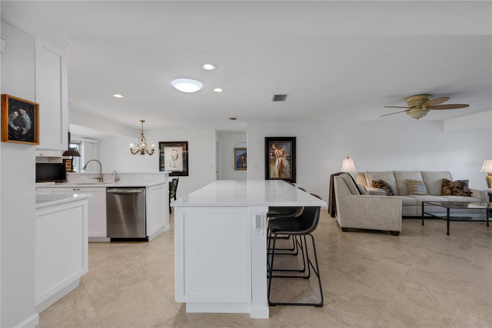 214 HOURGLASS WAY, #V-4, Sarasota, FL 34242 214 HOURGLASS WAY, #V-4, Sarasota, FL 34242