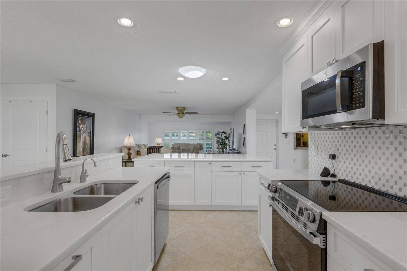 214 HOURGLASS WAY, #V-4, Sarasota, FL 34242 214 HOURGLASS WAY, #V-4, Sarasota, FL 34242