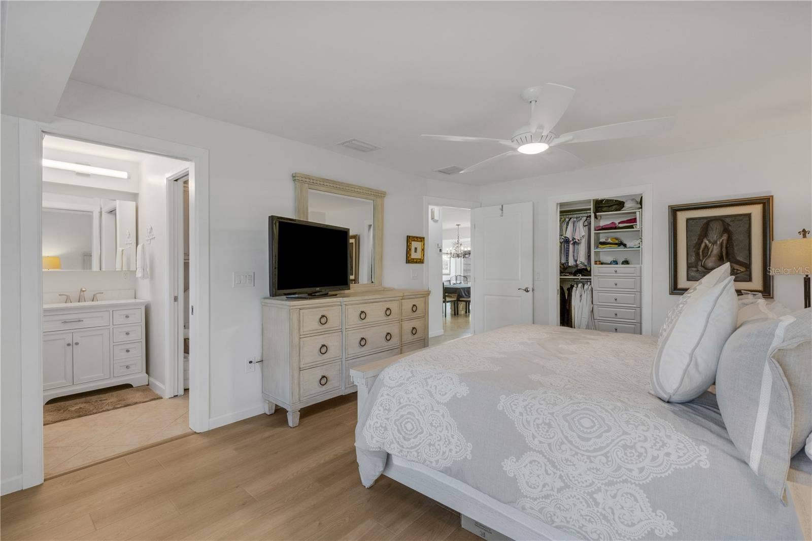 214 HOURGLASS WAY, #V-4, Sarasota, FL 34242 214 HOURGLASS WAY, #V-4, Sarasota, FL 34242