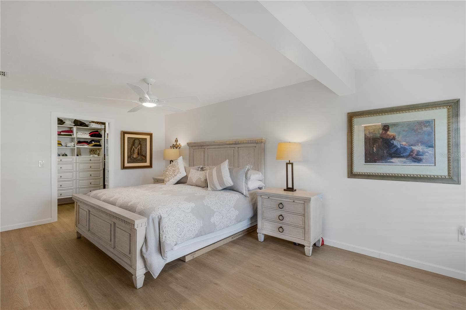 214 HOURGLASS WAY, #V-4, Sarasota, FL 34242 214 HOURGLASS WAY, #V-4, Sarasota, FL 34242