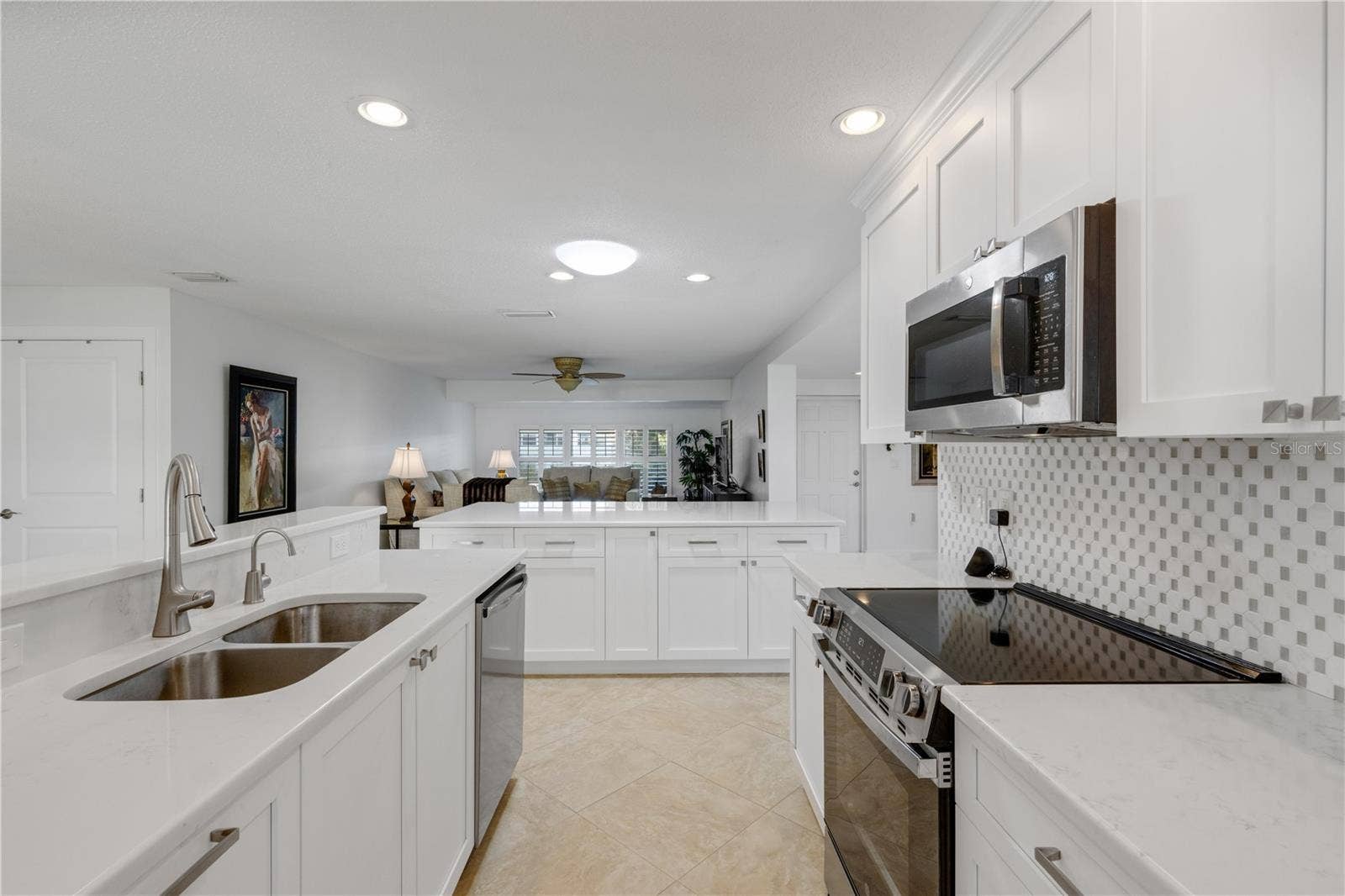 214 HOURGLASS WAY, #V-4, Sarasota, FL 34242 214 HOURGLASS WAY, #V-4, Sarasota, FL 34242