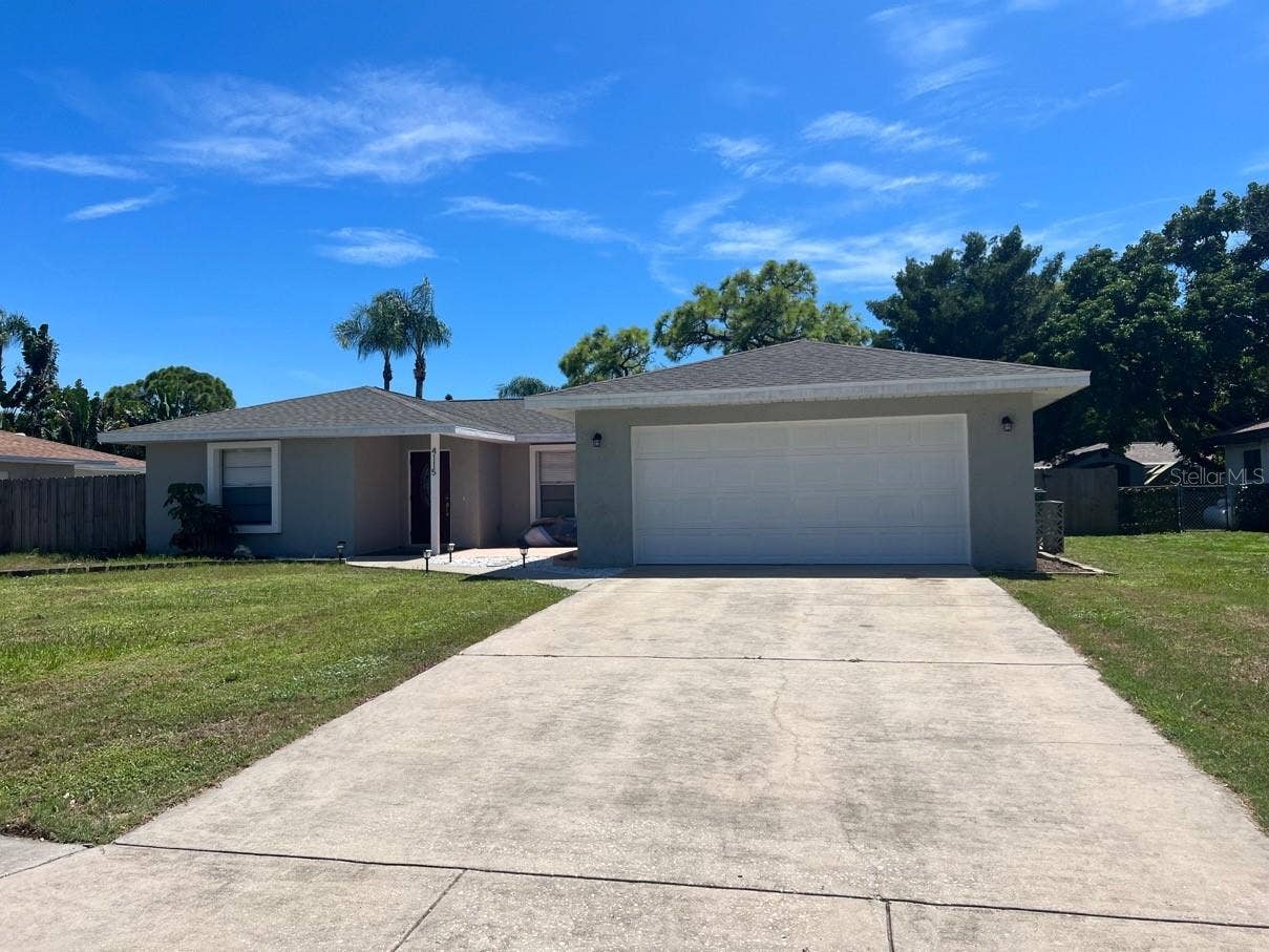 4115 23RD AVE W, Bradenton, FL 34205 4115 23RD AVE W, Bradenton, FL 34205