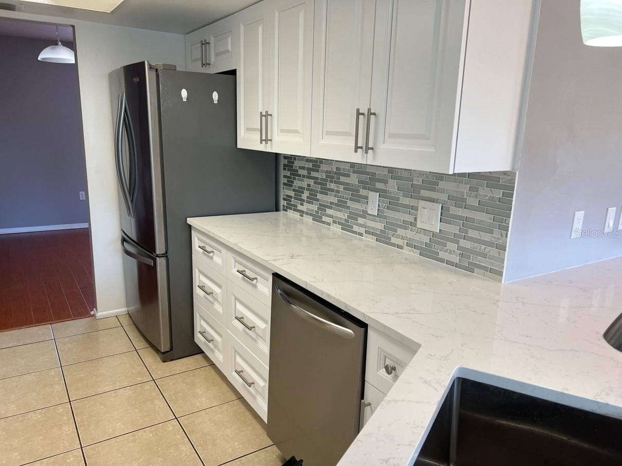 4115 23RD AVE W, Bradenton, FL 34205 4115 23RD AVE W, Bradenton, FL 34205