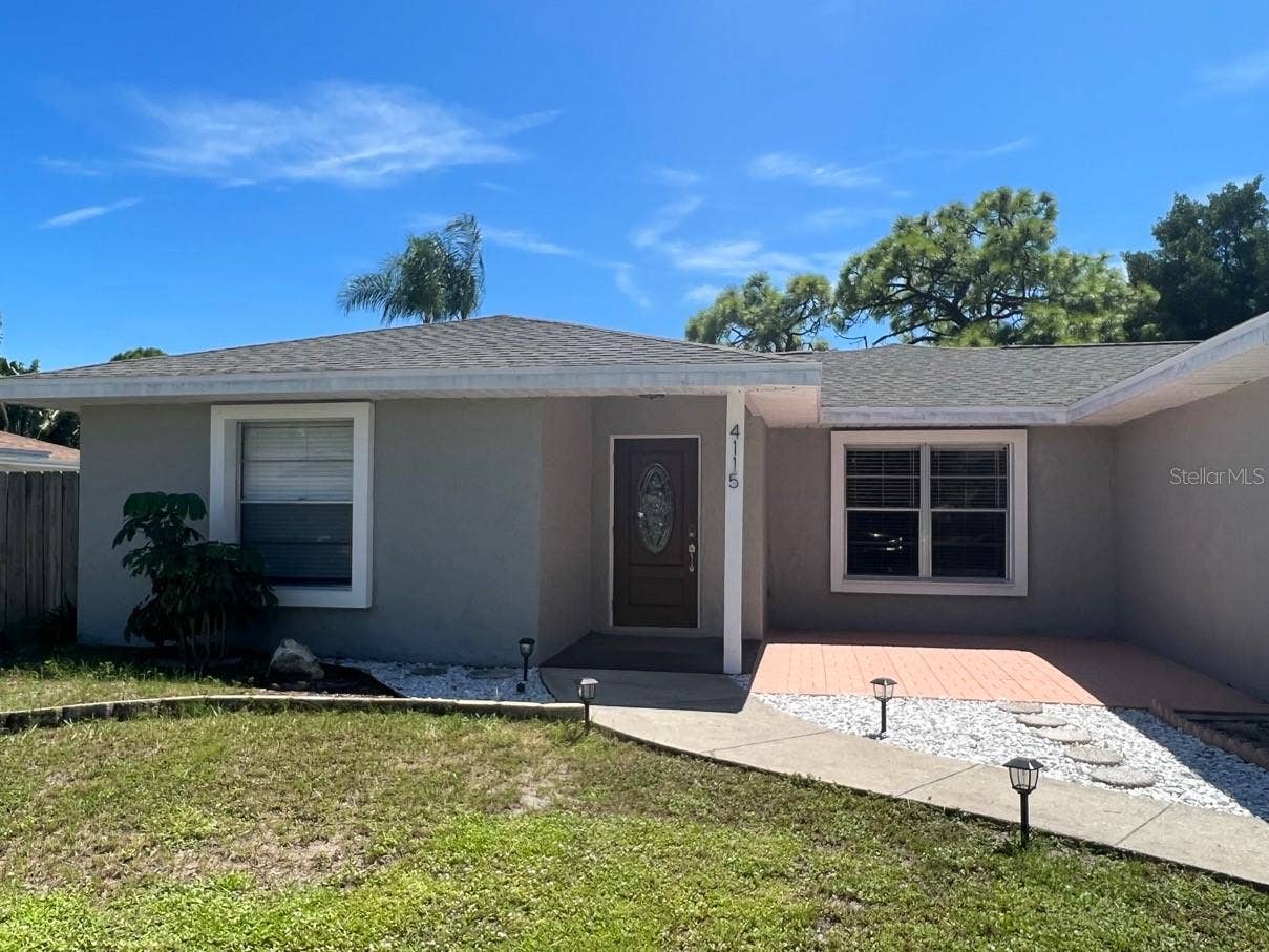 4115 23RD AVE W, Bradenton, FL 34205 4115 23RD AVE W, Bradenton, FL 34205