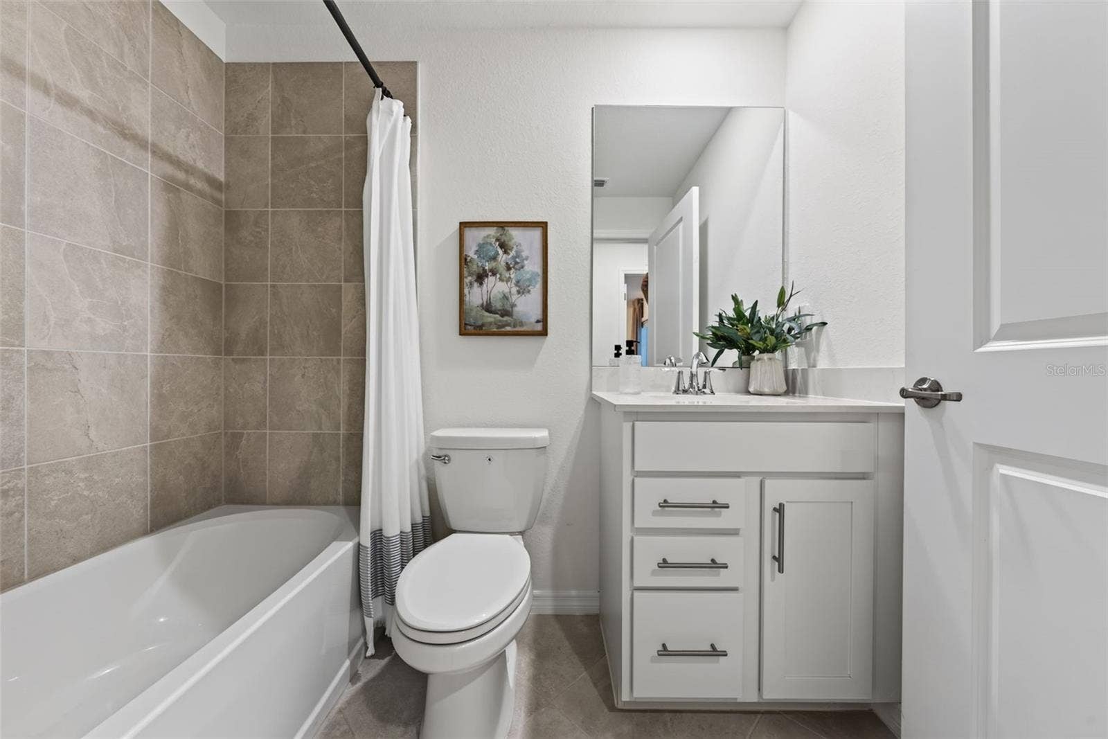 18911 SCALLOP LOOP, #204, Lakewood Ranch, FL 34211 Model home - not actual unit