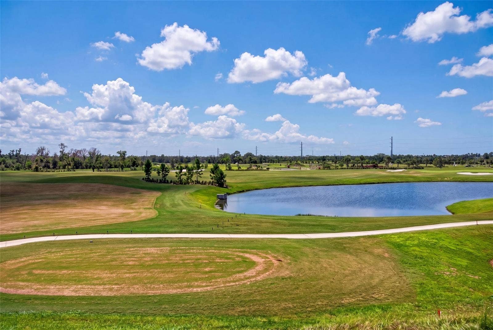 18911 SCALLOP LOOP, #204, Lakewood Ranch, FL 34211 Community golf course