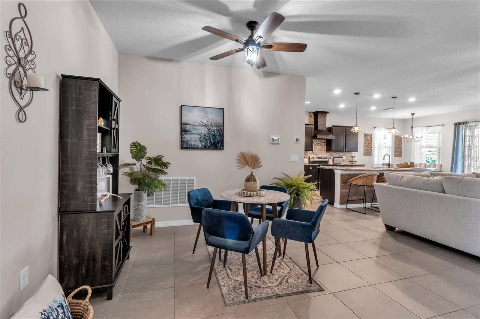 13225 WATERLEAF GARDEN CIRCLE, Riverview, FL 33579 13225 WATERLEAF GARDEN CIRCLE, Riverview, FL 33579