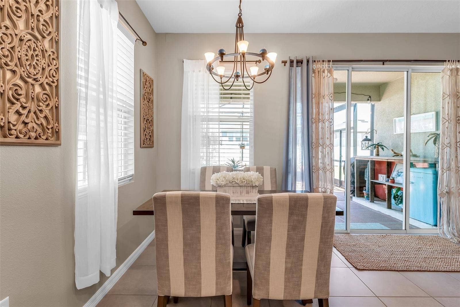 13225 WATERLEAF GARDEN CIRCLE, Riverview, FL 33579 13225 WATERLEAF GARDEN CIRCLE, Riverview, FL 33579