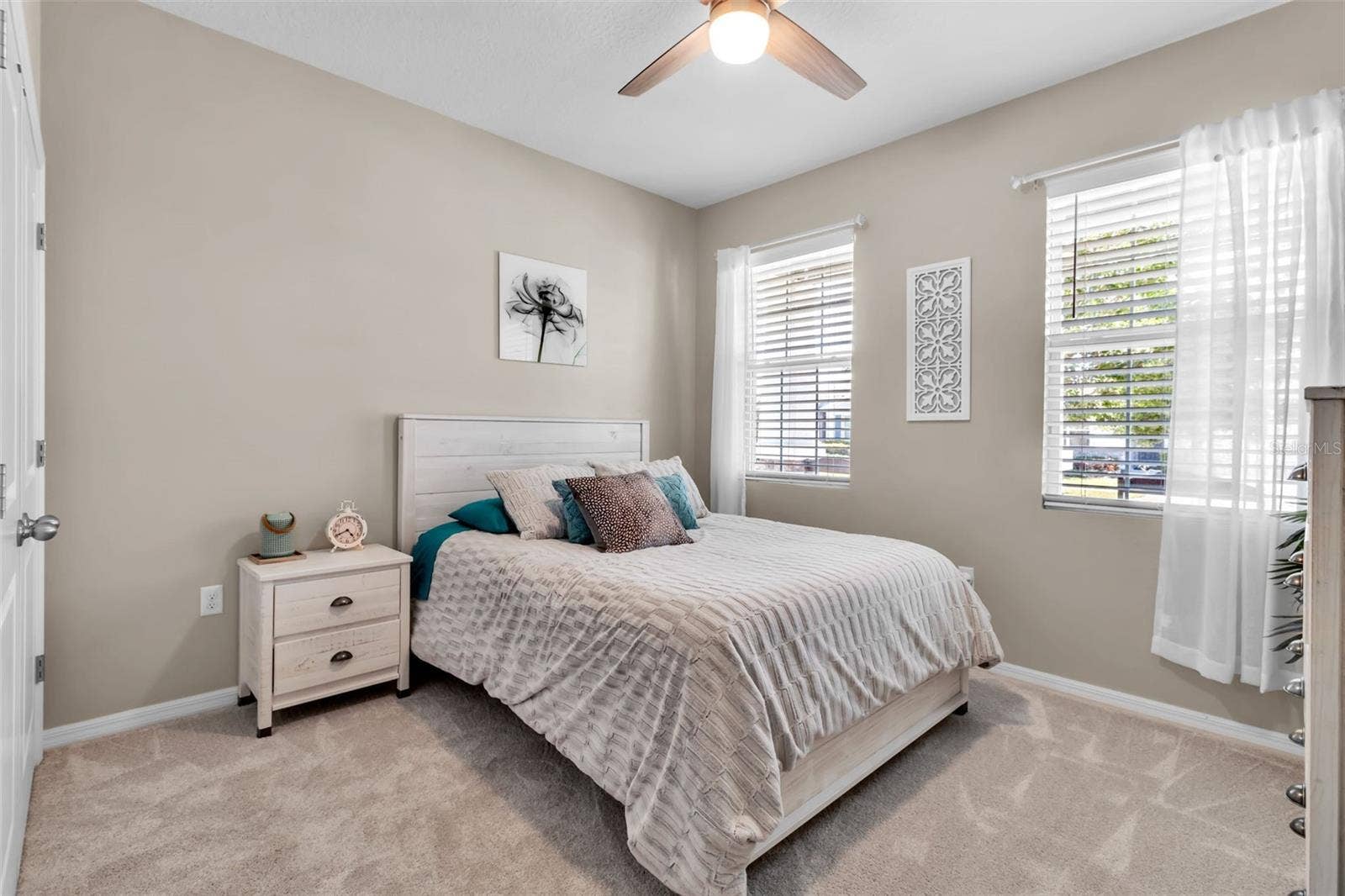 13225 WATERLEAF GARDEN CIRCLE, Riverview, FL 33579 13225 WATERLEAF GARDEN CIRCLE, Riverview, FL 33579