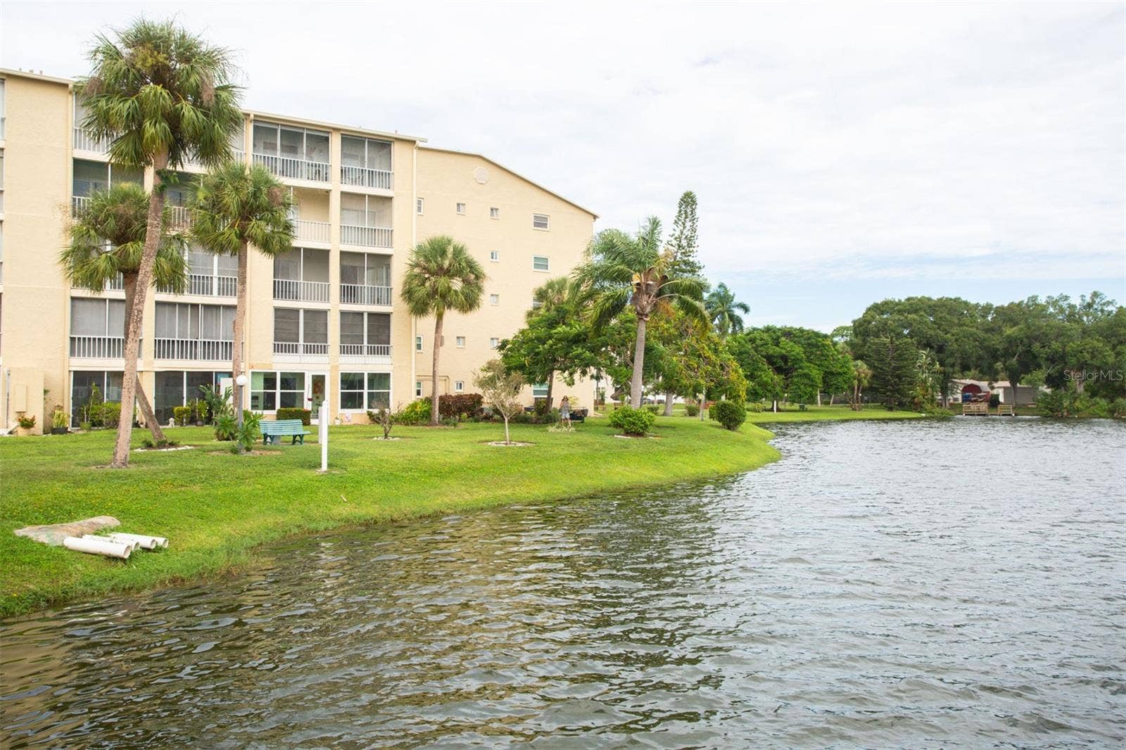 3710 LAKE BAYSHORE DRIVE, #k416, Bradenton, FL 34205 3710 LAKE BAYSHORE DRIVE, #k416, Bradenton, FL 34205