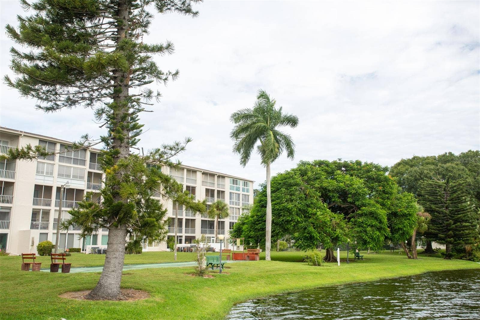 3710 LAKE BAYSHORE DRIVE, #k416, Bradenton, FL 34205 3710 LAKE BAYSHORE DRIVE, #k416, Bradenton, FL 34205