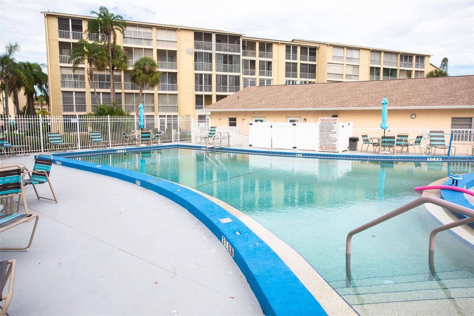 3710 LAKE BAYSHORE DRIVE, #k416, Bradenton, FL 34205 3710 LAKE BAYSHORE DRIVE, #k416, Bradenton, FL 34205