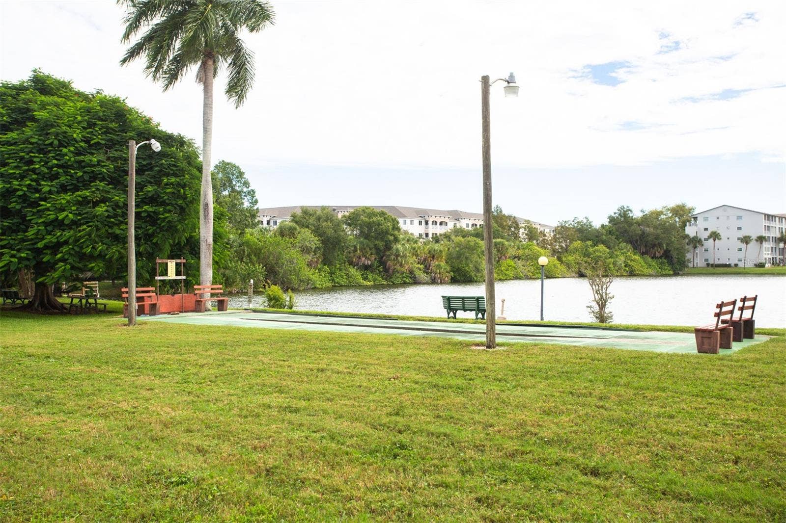 3710 LAKE BAYSHORE DRIVE, #k416, Bradenton, FL 34205 3710 LAKE BAYSHORE DRIVE, #k416, Bradenton, FL 34205