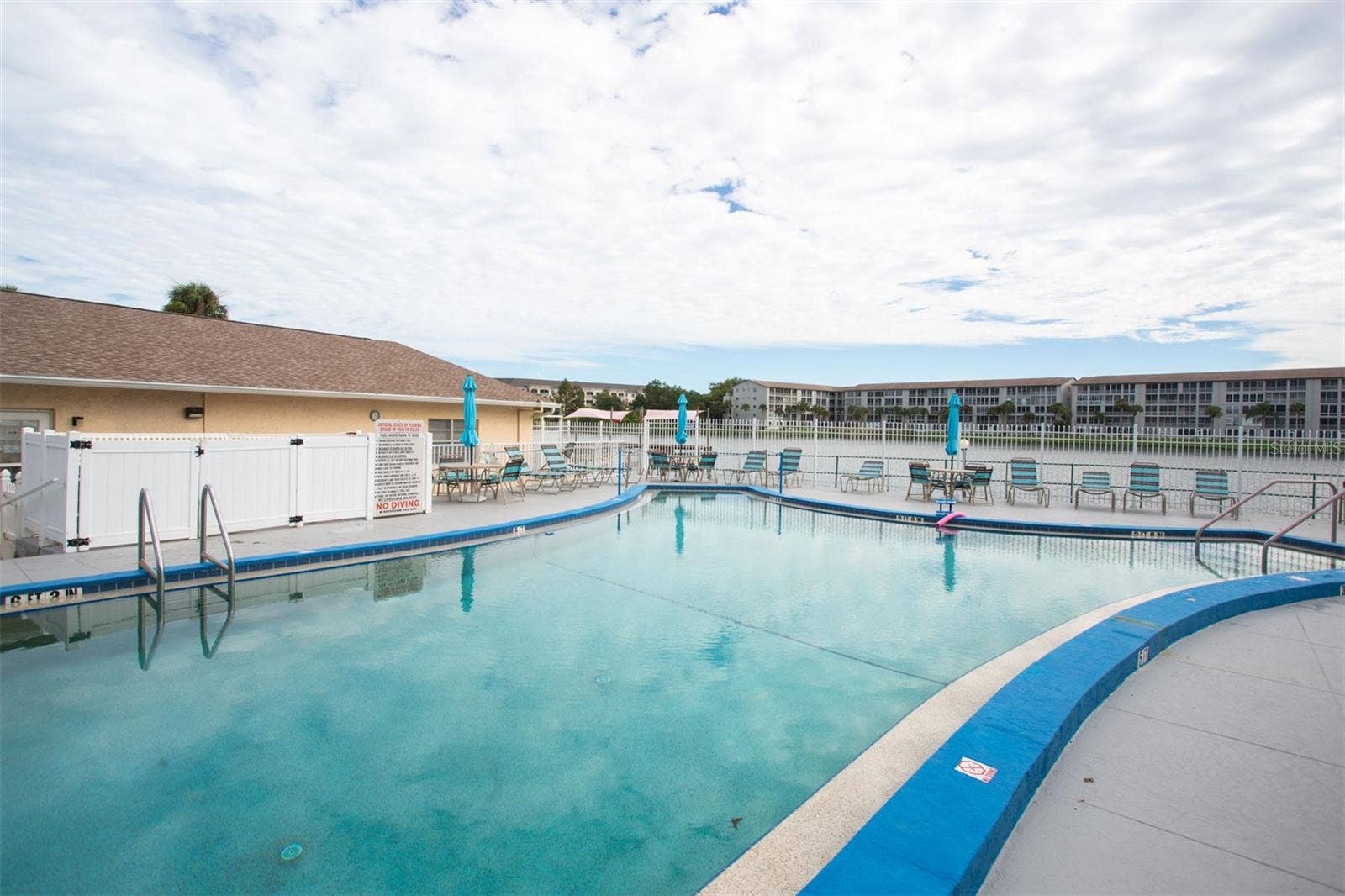 3710 LAKE BAYSHORE DRIVE, #k416, Bradenton, FL 34205 3710 LAKE BAYSHORE DRIVE, #k416, Bradenton, FL 34205