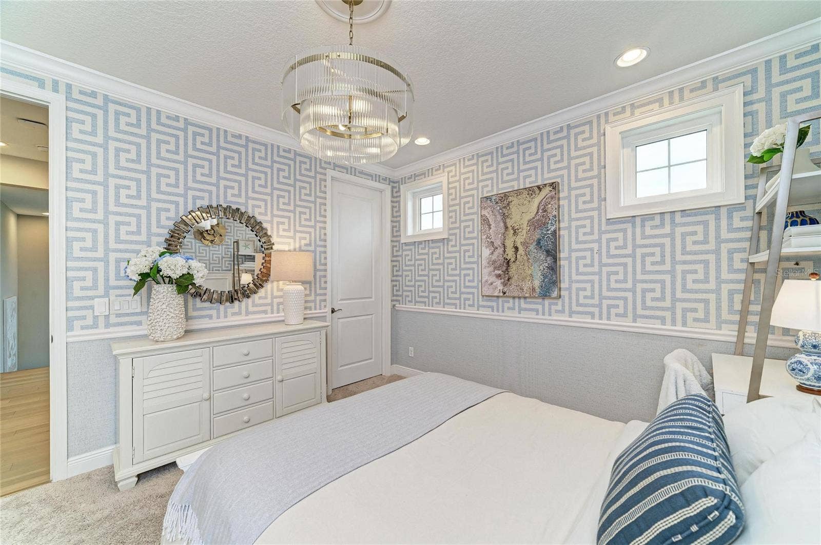 6185 LUNGO LAGO DRIVE, Sarasota, FL 34241