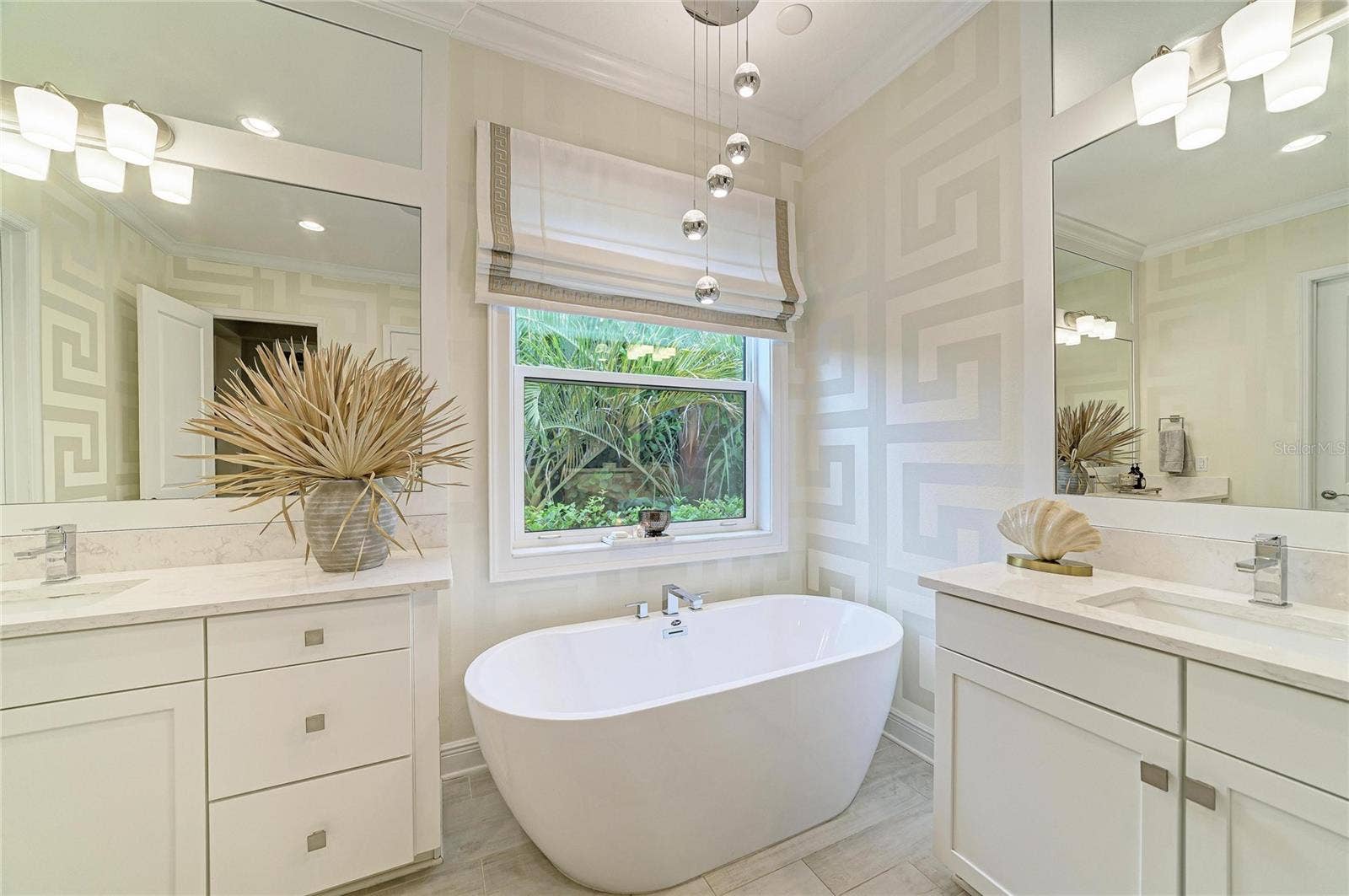 6185 LUNGO LAGO DRIVE, Sarasota, FL 34241