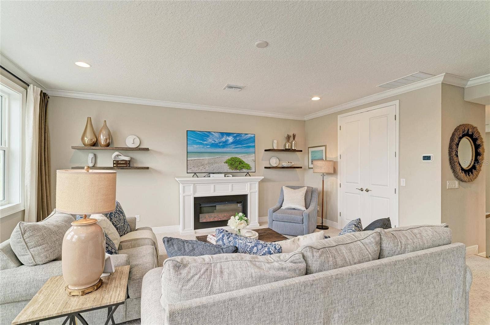 6185 LUNGO LAGO DRIVE, Sarasota, FL 34241