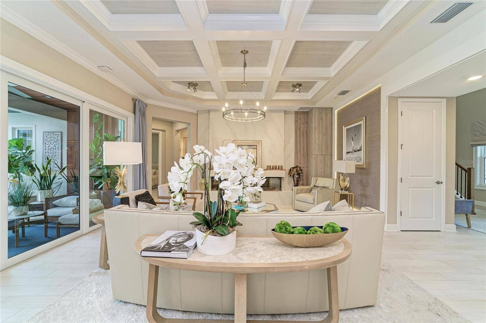 6185 LUNGO LAGO DRIVE, Sarasota, FL 34241