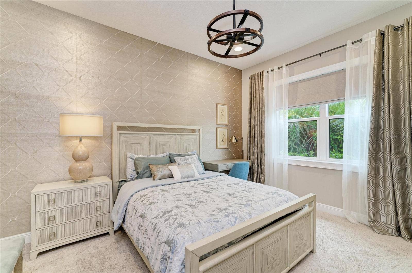 6185 LUNGO LAGO DRIVE, Sarasota, FL 34241