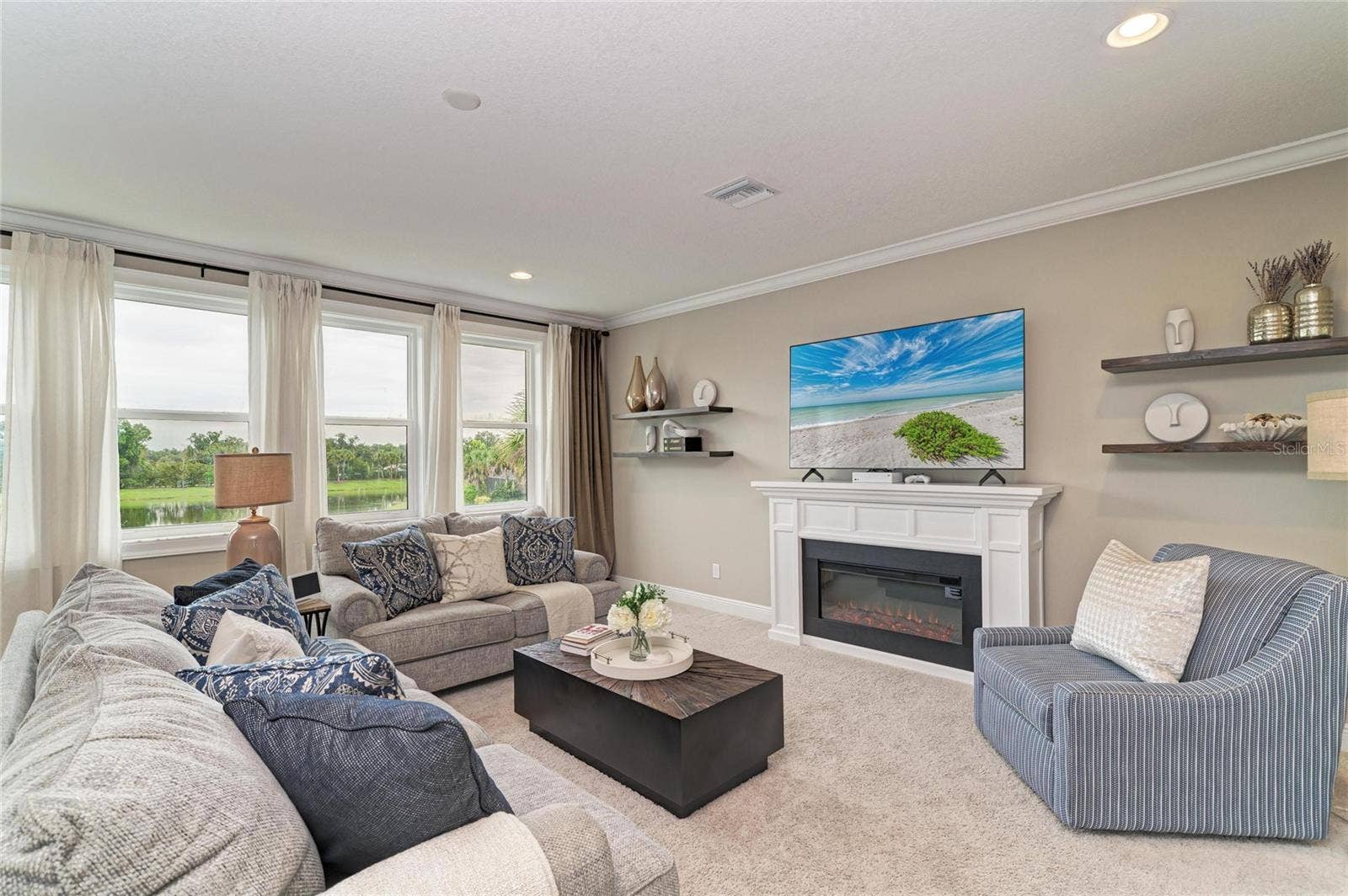 6185 LUNGO LAGO DRIVE, Sarasota, FL 34241