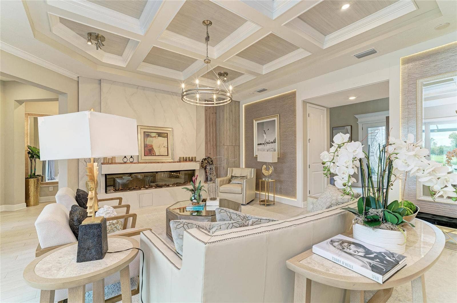 6185 LUNGO LAGO DRIVE, Sarasota, FL 34241