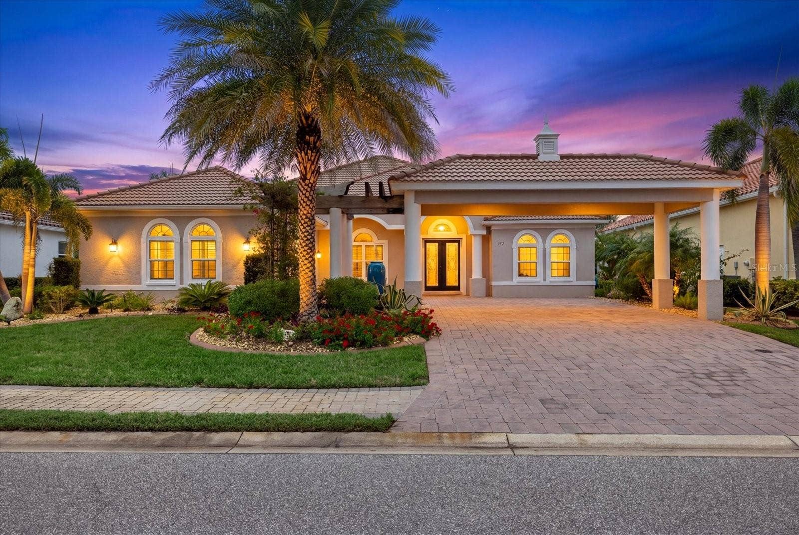 575 FORE DRIVE, Bradenton, FL 34208